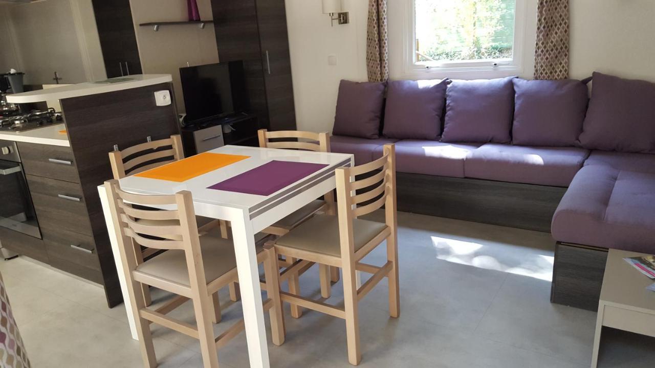 Agréable Mobilhome 6 - 8 places Saint-Brévin-les-Pins Extérieur photo