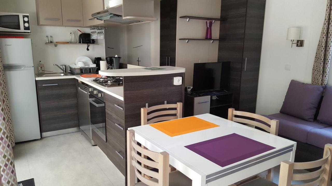 Agréable Mobilhome 6 - 8 places Saint-Brévin-les-Pins Extérieur photo